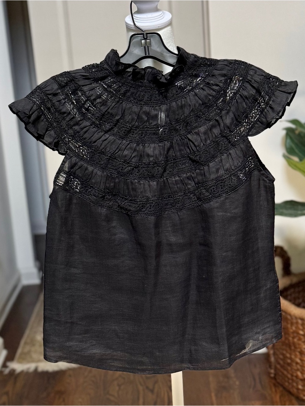FRAME-Beautiful Linen Blouse